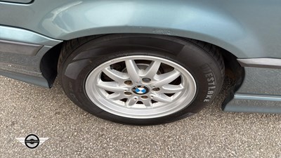 Lot 860 - 1997 BMW 323I AUTO