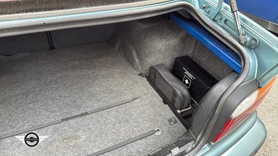 Lot 860 - 1997 BMW 323I AUTO