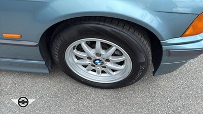 Lot 860 - 1997 BMW 323I AUTO