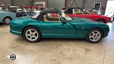 Lot 52 - 1995 TVR CHIMAERA