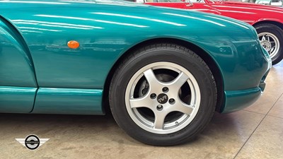 Lot 52 - 1995 TVR CHIMAERA