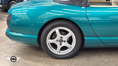 Lot 52 - 1995 TVR CHIMAERA