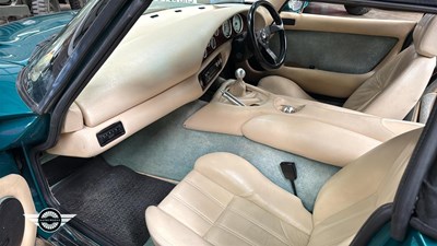 Lot 52 - 1995 TVR CHIMAERA