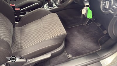 Lot 854 - 2002 VOLKSWAGEN GOLF GTI TURBO