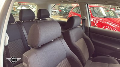 Lot 854 - 2002 VOLKSWAGEN GOLF GTI TURBO