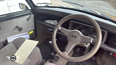 Lot 77 - 1982 AUSTIN MORRIS MINI HL