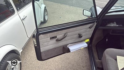 Lot 77 - 1982 AUSTIN MORRIS MINI HL