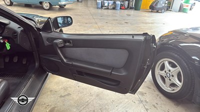 Lot 630 - 1997 ALFA ROMEO SPIDER T SPARK 16 V