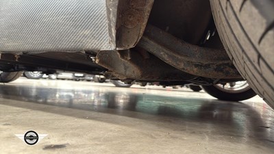 Lot 638 - 1988 ROBIN HOOD