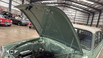 Lot 636 - 1965 FORD CORTINA