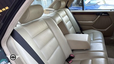 Lot 642 - 1991 MERCEDES 300E-24 AUTO