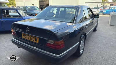Lot 642 - 1991 MERCEDES 300E-24 AUTO