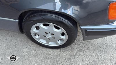 Lot 642 - 1991 MERCEDES 300E-24 AUTO