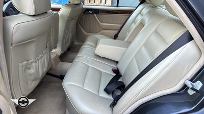 Lot 642 - 1991 MERCEDES 300E-24 AUTO
