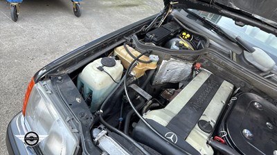 Lot 642 - 1991 MERCEDES 300E-24 AUTO