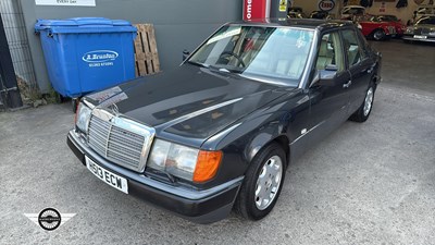 Lot 642 - 1991 MERCEDES 300E-24 AUTO