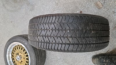 Lot 491 - MSW ALLOY WHEELS WITH CENTRE BOSSES ,GOLD CENTRES WITH MACHINED OUTERS
