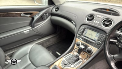 Lot 654 - 2006 MERCEDES SL500 AUTO