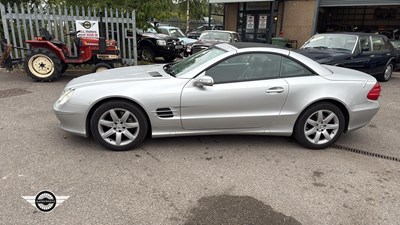 Lot 654 - 2006 MERCEDES SL500 AUTO