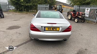 Lot 654 - 2006 MERCEDES SL500 AUTO