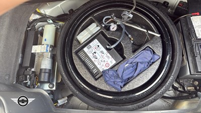 Lot 678 - 2008 MERCEDES SL 350 AUTO