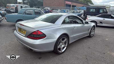 Lot 678 - 2008 MERCEDES SL 350 AUTO