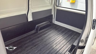 Lot 202 - 1995 SUZUKI SUPER CARRY