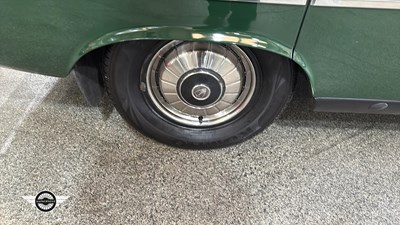 Lot 730 - 1971 ROVER 3500