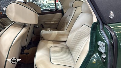 Lot 730 - 1971 ROVER 3500