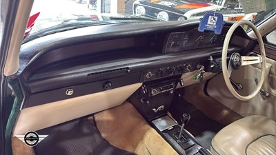 Lot 730 - 1971 ROVER 3500