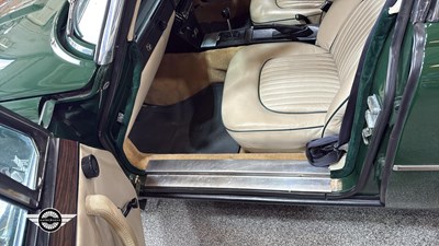 Lot 730 - 1971 ROVER 3500