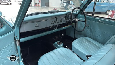 Lot 732 - 1961 AUSTIN A40