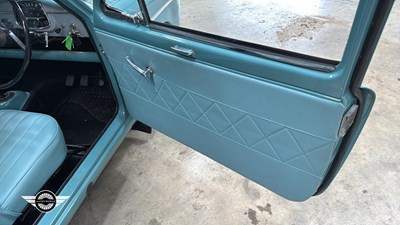 Lot 732 - 1961 AUSTIN A40