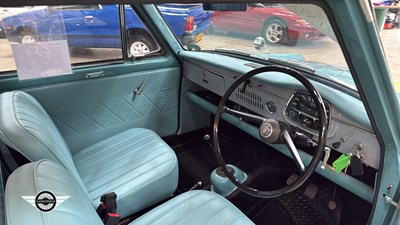 Lot 732 - 1961 AUSTIN A40