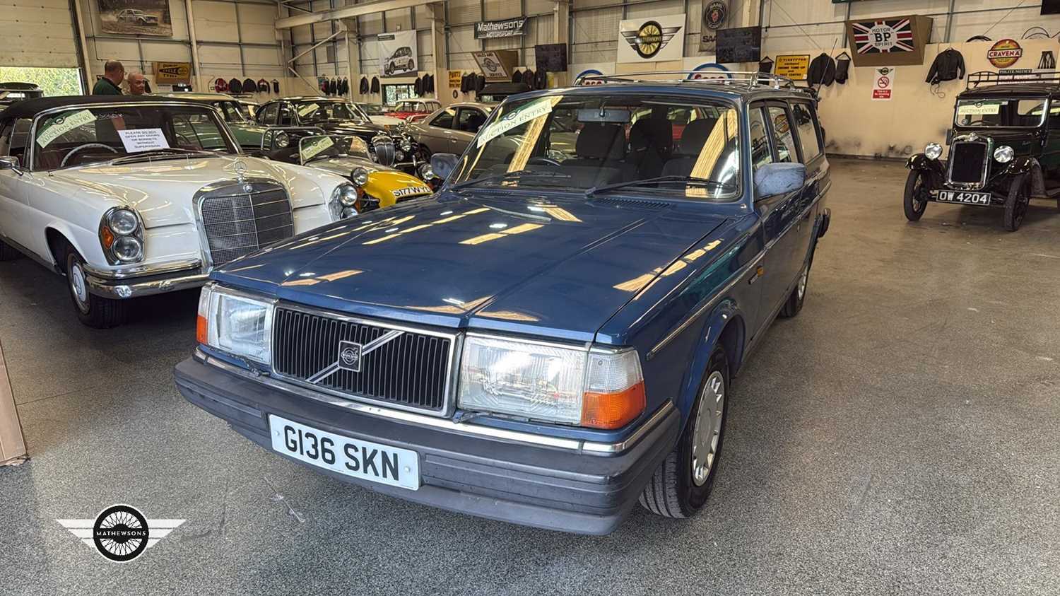 Lot 742 - 1990 VOLVO 240 GL