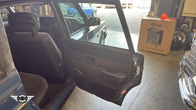 Lot 742 - 1990 VOLVO 240 GL