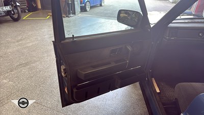 Lot 742 - 1990 VOLVO 240 GL