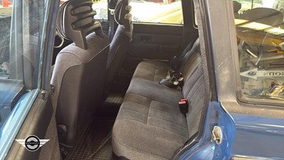 Lot 742 - 1990 VOLVO 240 GL
