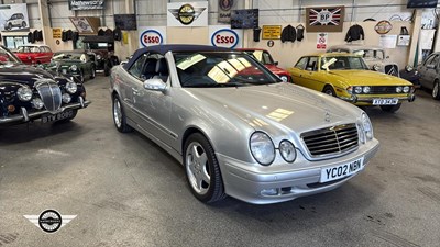 Lot 810 - 2002 MERCEDES CLK320 AVANTGARDE AUTO