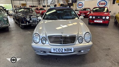 Lot 810 - 2002 MERCEDES CLK320 AVANTGARDE AUTO