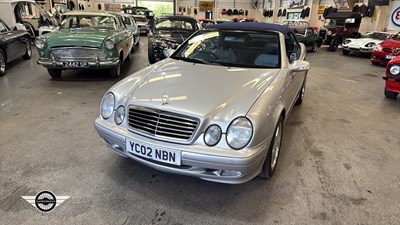 Lot 810 - 2002 MERCEDES CLK320 AVANTGARDE AUTO