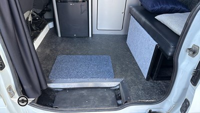 Lot 394 - 2004 VAUXHALL VIVARO 2700 SWB