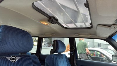 Lot 368 - 1993 VOLVO 240 SE AUTO