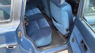 Lot 368 - 1993 VOLVO 240 SE AUTO