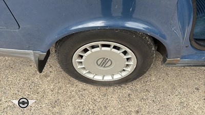 Lot 368 - 1993 VOLVO 240 SE AUTO