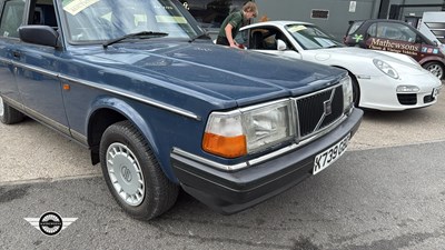 Lot 368 - 1993 VOLVO 240 SE AUTO