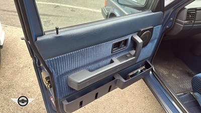 Lot 368 - 1993 VOLVO 240 SE AUTO