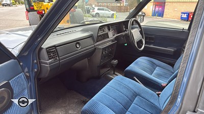 Lot 368 - 1993 VOLVO 240 SE AUTO