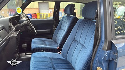 Lot 368 - 1993 VOLVO 240 SE AUTO