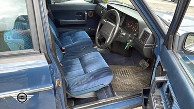 Lot 368 - 1993 VOLVO 240 SE AUTO